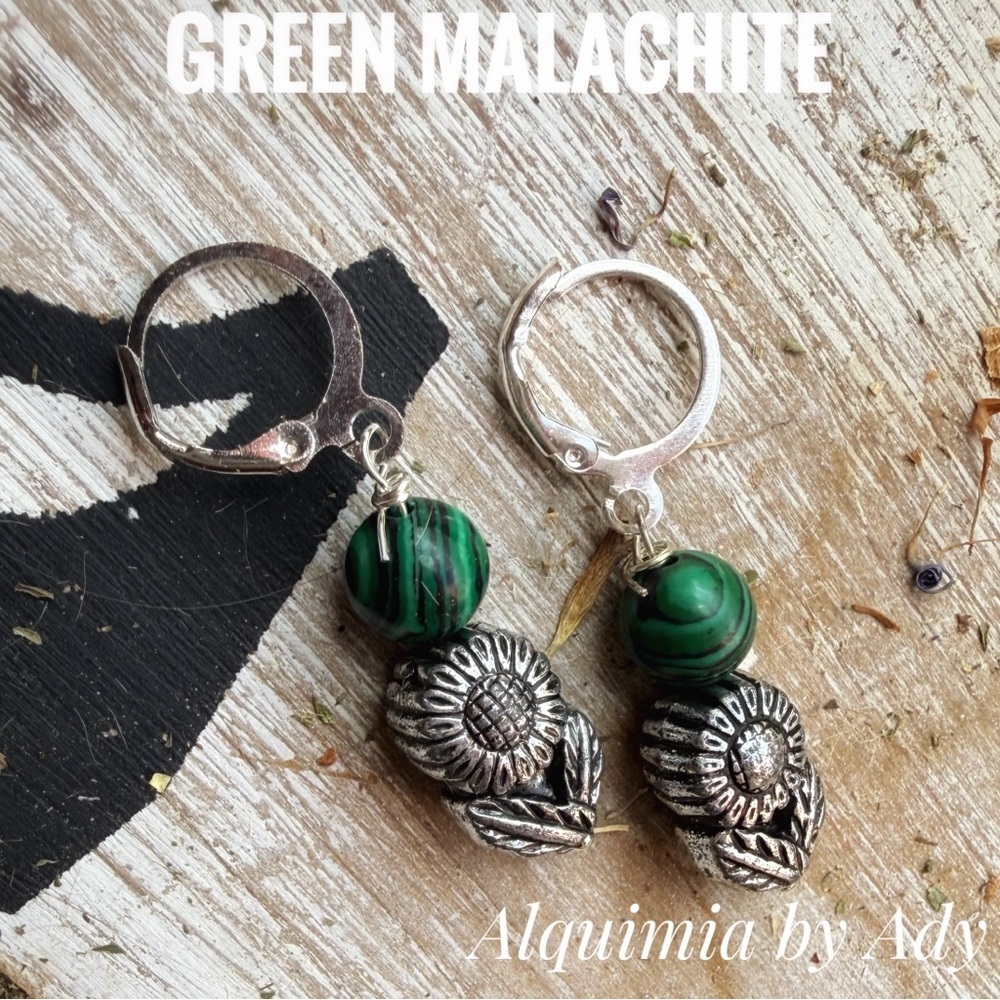 Alquimia Elegant Green Malachite Earrings - Picture 5 of 8